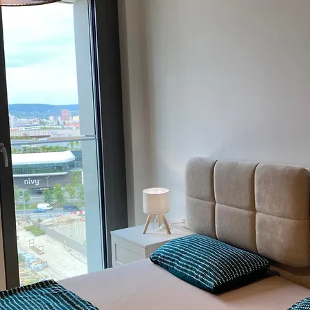 New Air Conditioned Apartment, Private Parking Apartman