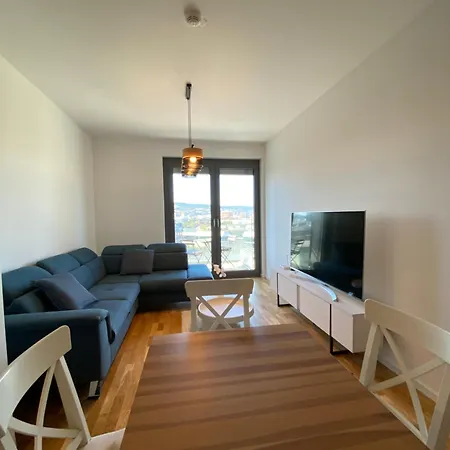 New Air Conditioned Apartment, Private Parking Daire Bratislava