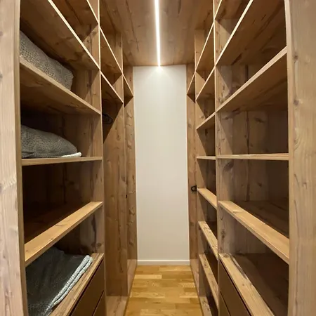 Daire New Air Conditioned Apartment, Private Parking
