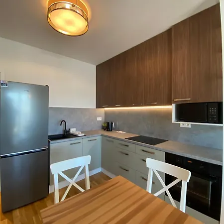 New Air Conditioned Apartment, Private Parking Daire Bratislava